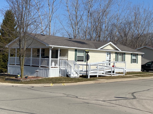 parked homes living in a mobile mobile home community