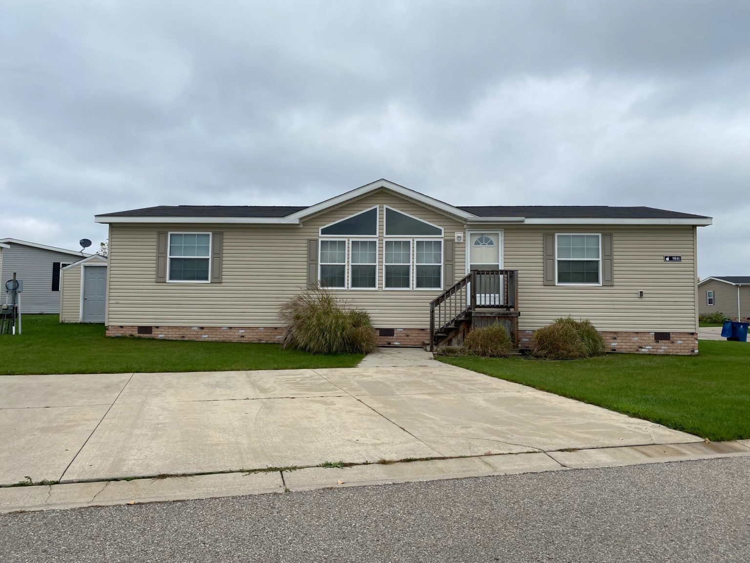 What is a DoubleWide Mobile Home? Cedar Springs Estates