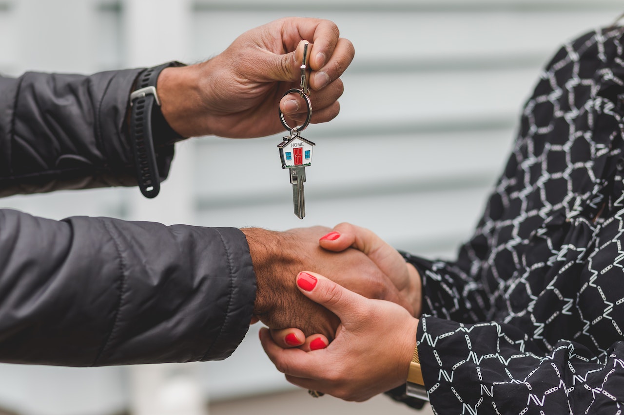 The Ultimate Guide for the First-Time Mobile Home Buyer